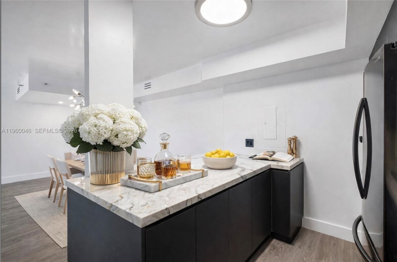 4000 Towerside Ter, Unit 1509, Miami, FL 33138 Photo