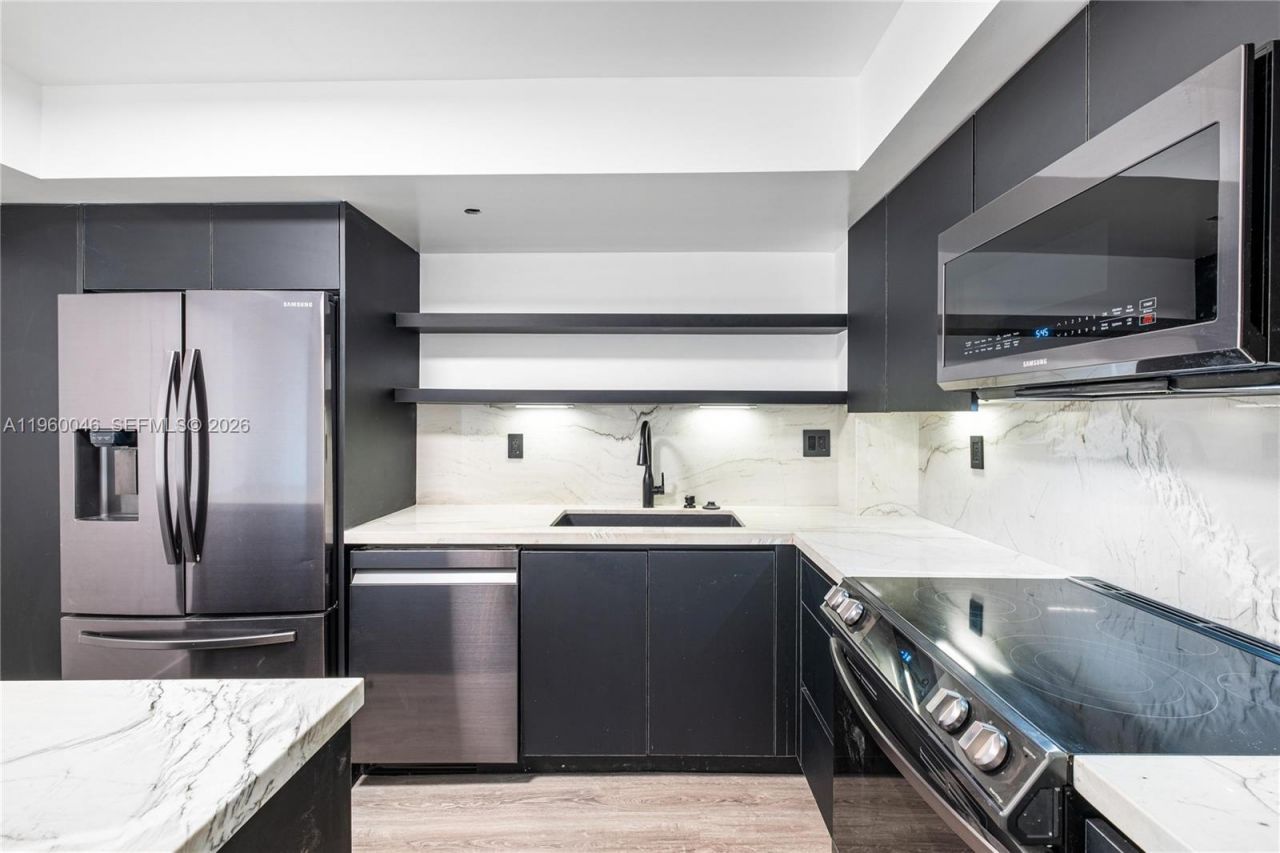 4000 Towerside Ter, Unit 1509, Miami, FL 33138 Photo