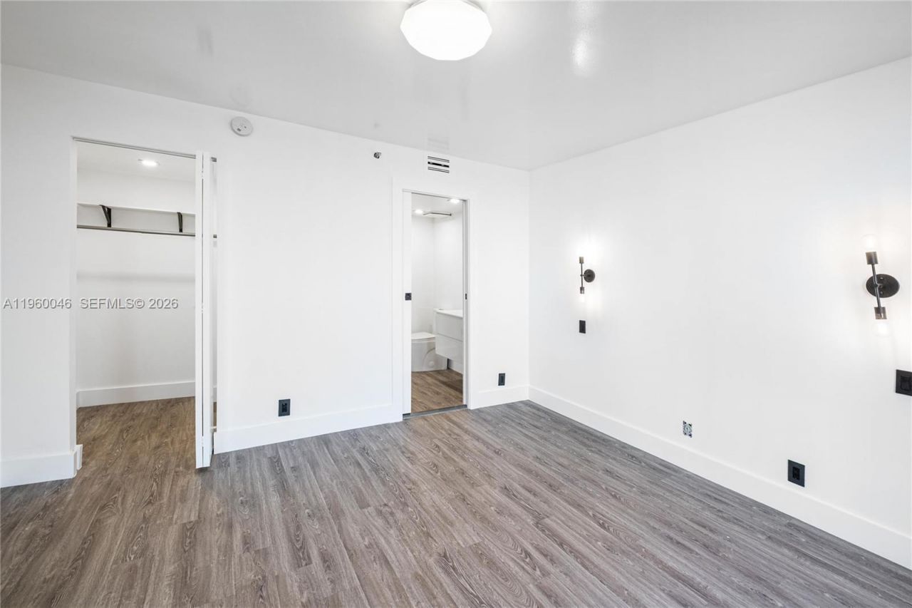 4000 Towerside Ter, Unit 1509, Miami, FL 33138 Photo