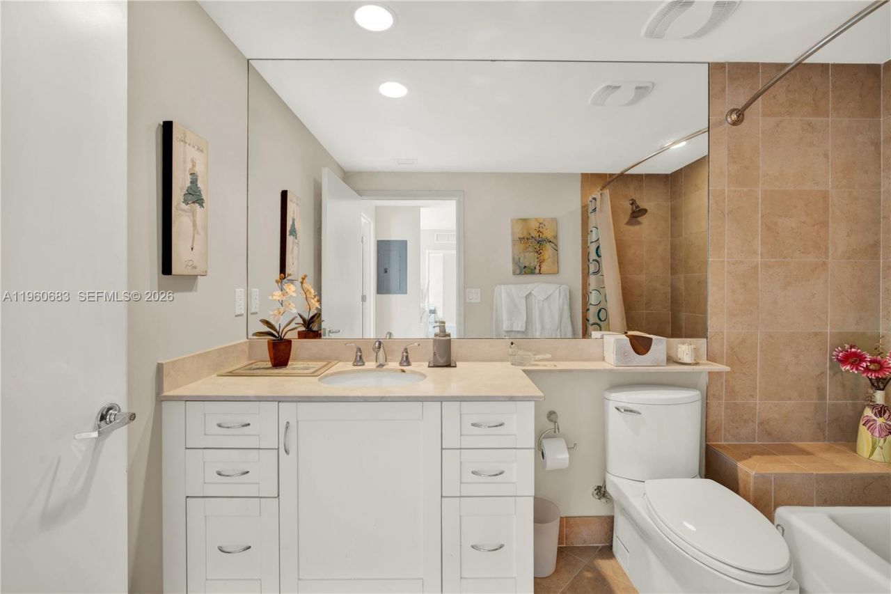 2831 N Ocean Blvd , Unit 308N, Fort Lauderdale, FL 33308 Photo