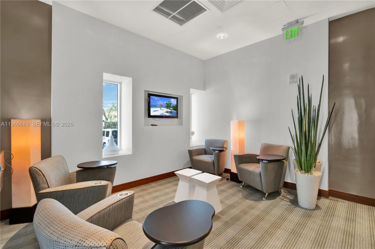 2831 N Ocean Blvd, Unit 308N, Fort Lauderdale, FL 33308 Photo