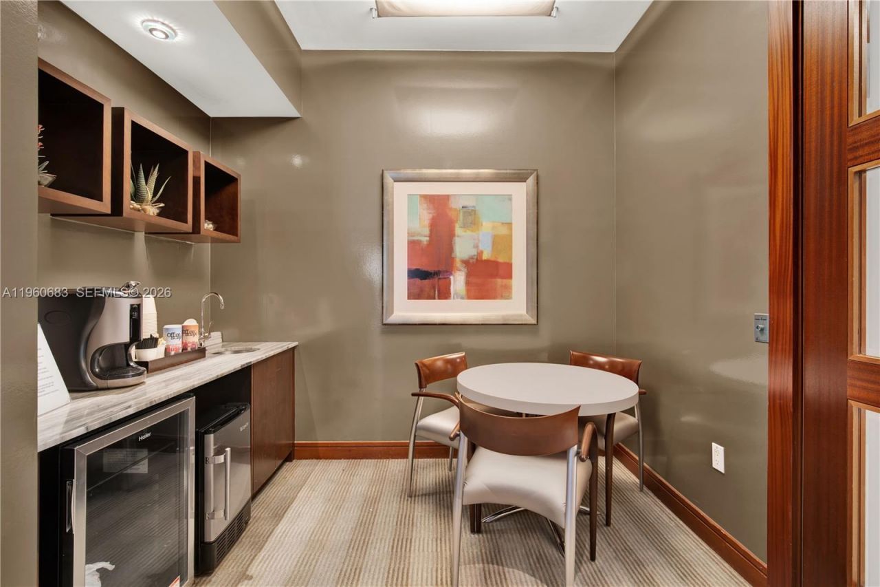 2831 N Ocean Blvd, Unit 308N, Fort Lauderdale, FL 33308 Photo