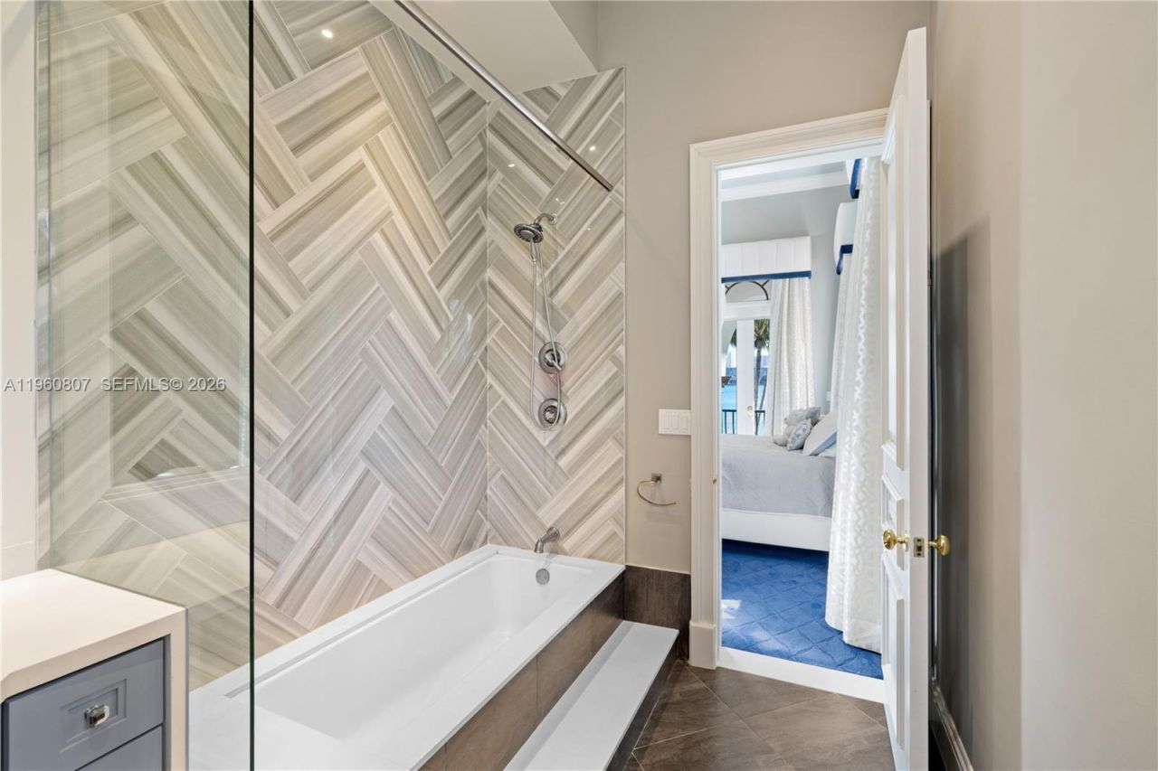 3914 Island Estates Dr, Aventura, FL 33160 Photo