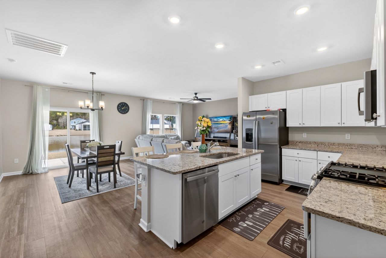 163 Fox Rae Dr. Photo 15