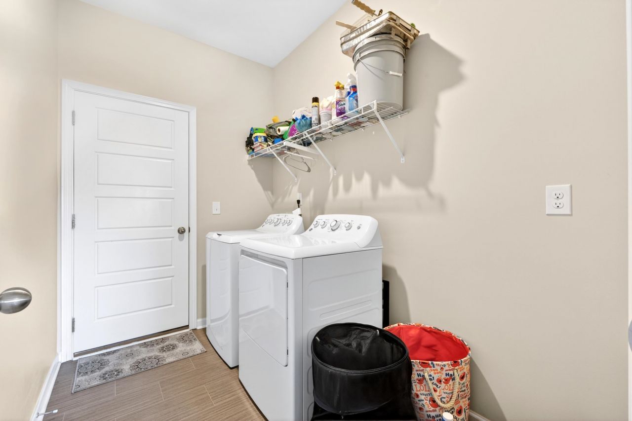 163 Fox Rae Dr. Photo 34