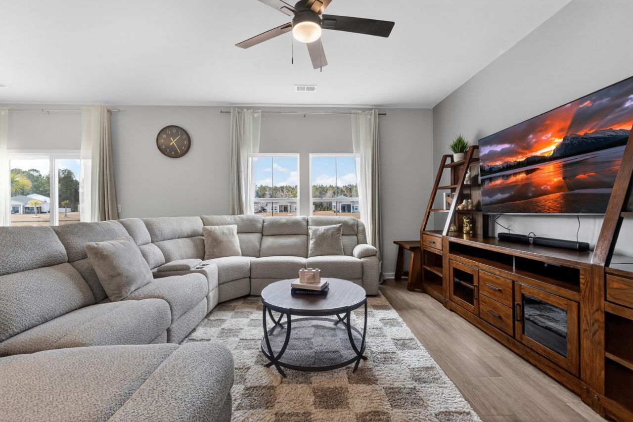 163 Fox Rae Dr. Photo 7