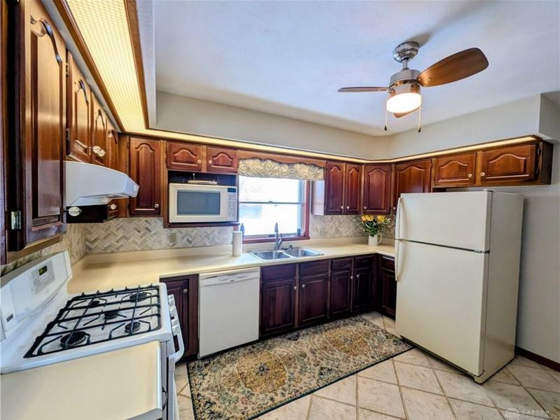 12 Parkdale Drive, Arcanum, OH 45304 Photo 5