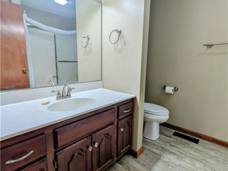 12 Parkdale Drive, Arcanum, OH 45304 Photo 9