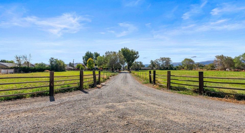 965 Westerlund Lane, Fernley, NV 89408 Photo