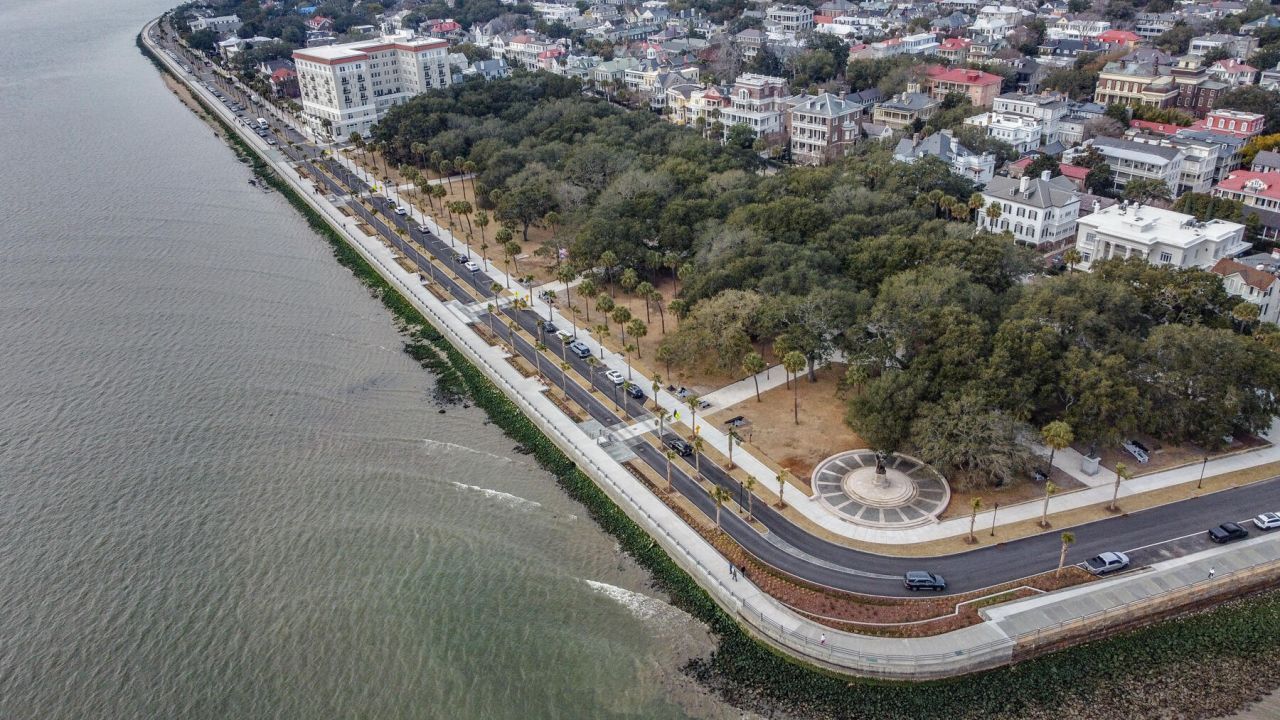 1 King Street Photo 23