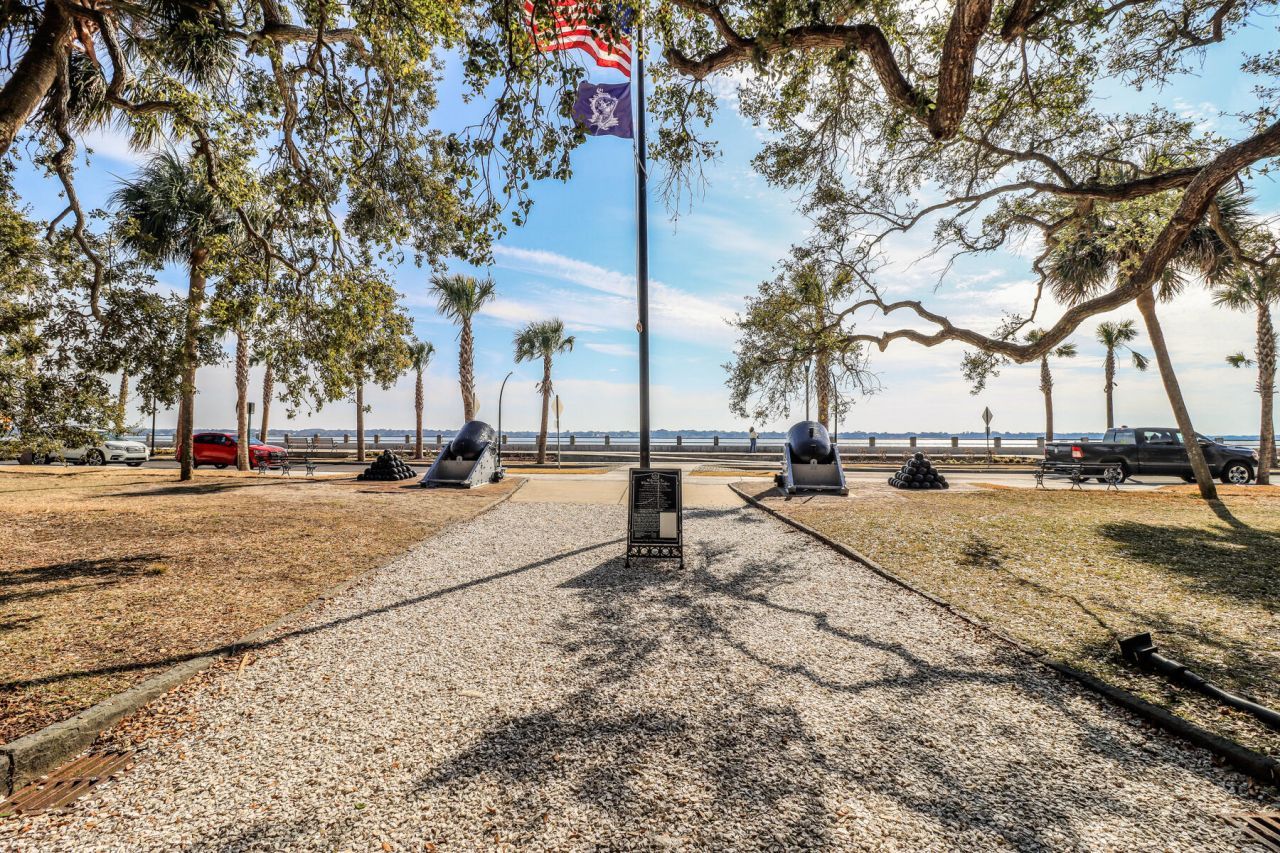 1 King Street Photo 27