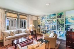 1 King Street photo 4