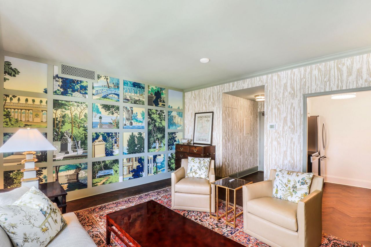 1 King Street Photo 7