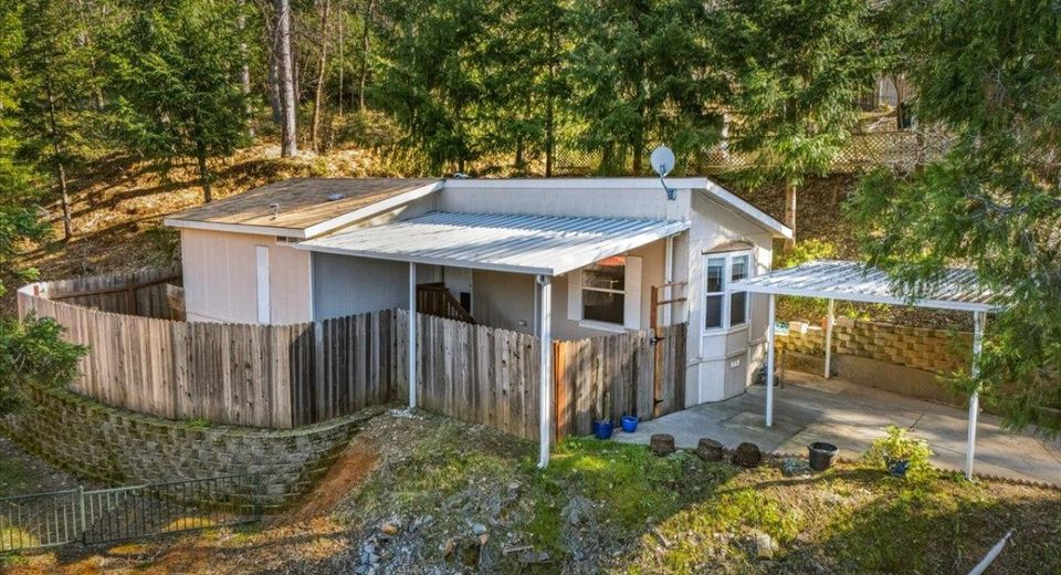 13976 Golden Star Rd, Grass Valley, CA 95949 Photo