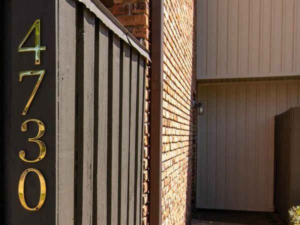 4730 Huron Dr, Pensacola, FL 32507