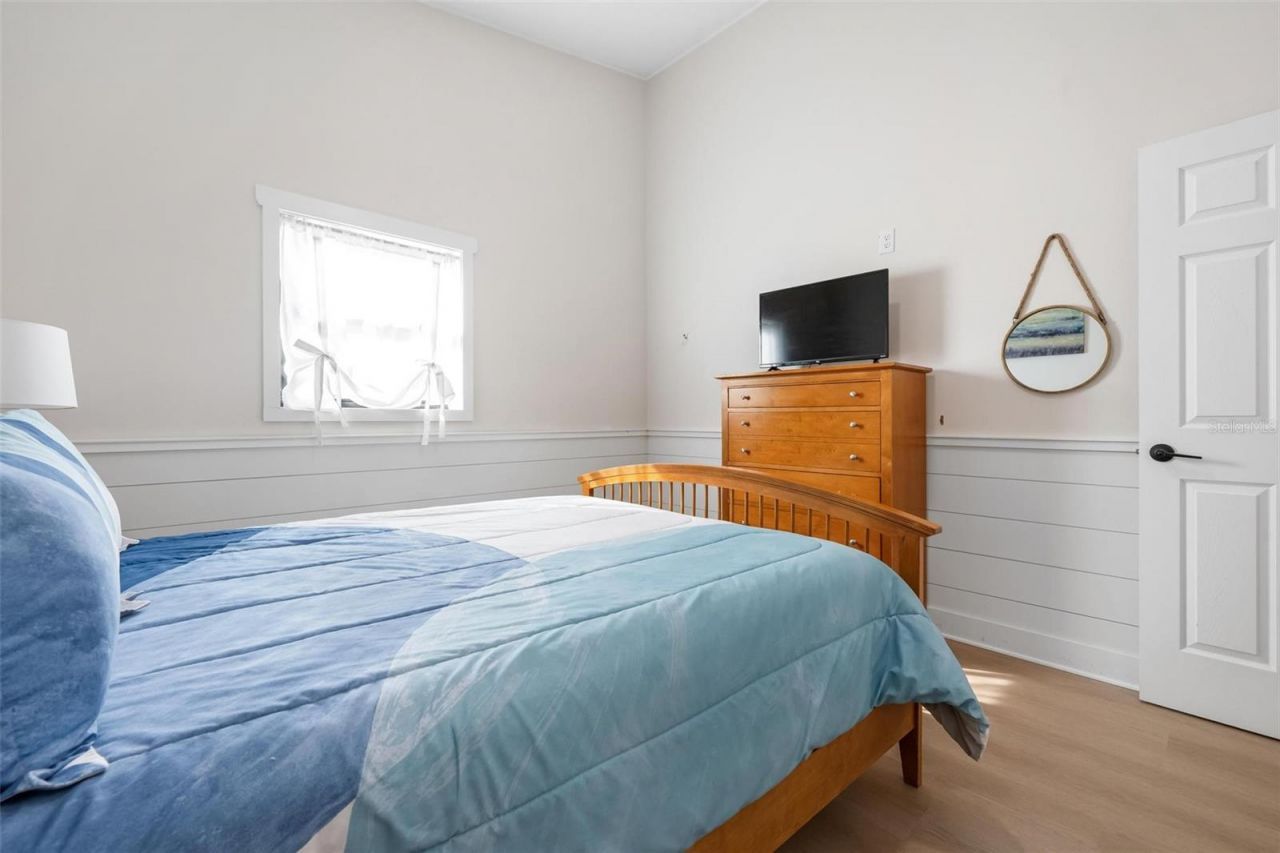 401 28th Street, Holmes Beach, FL 34217 Photo