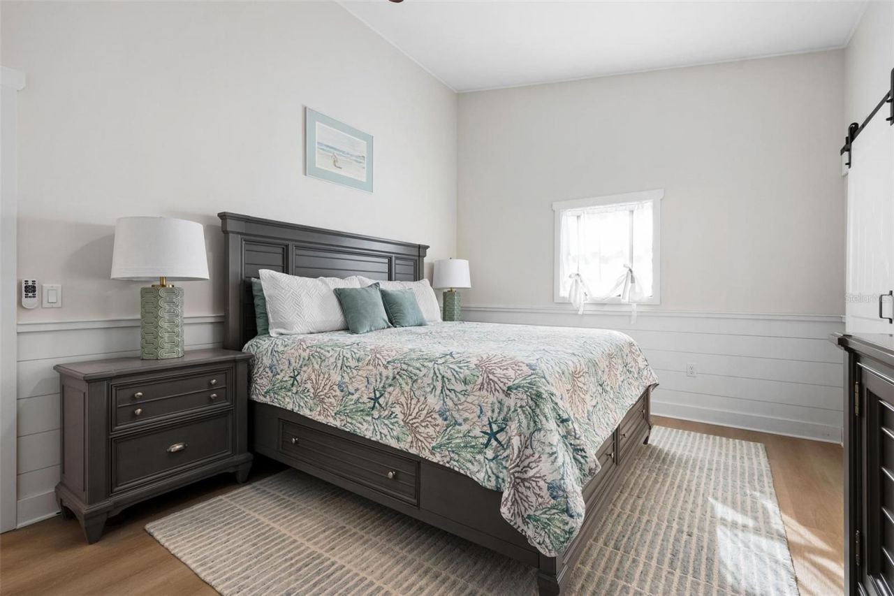 401 28th Street, Holmes Beach, FL 34217 Photo