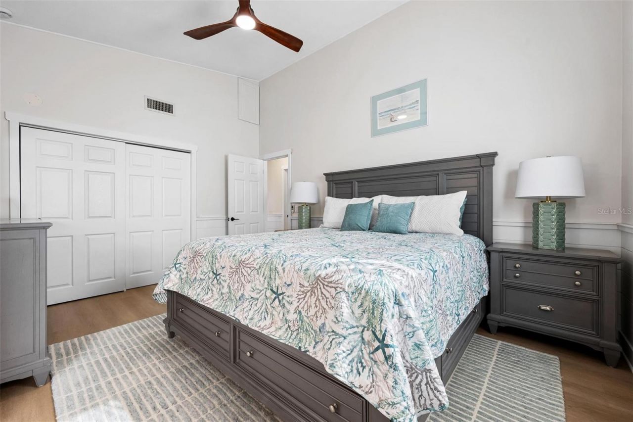 401 28th Street, Holmes Beach, FL 34217 Photo