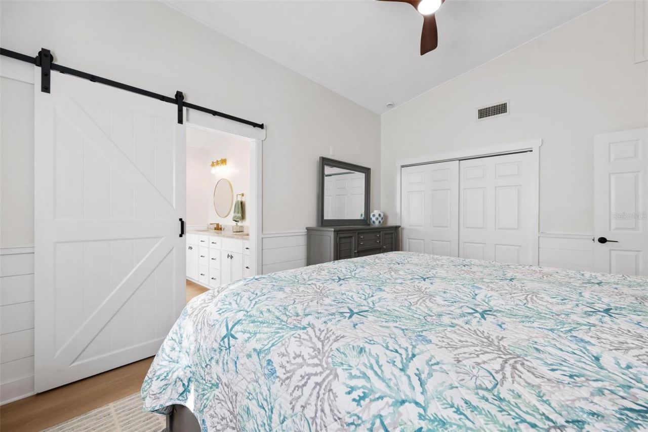 401 28th Street, Holmes Beach, FL 34217 Photo