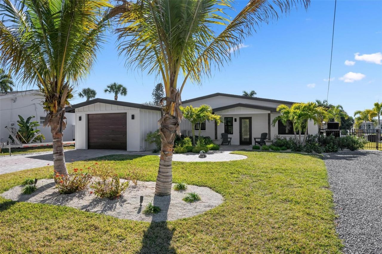 401 28th Street, Holmes Beach, FL 34217 Photo