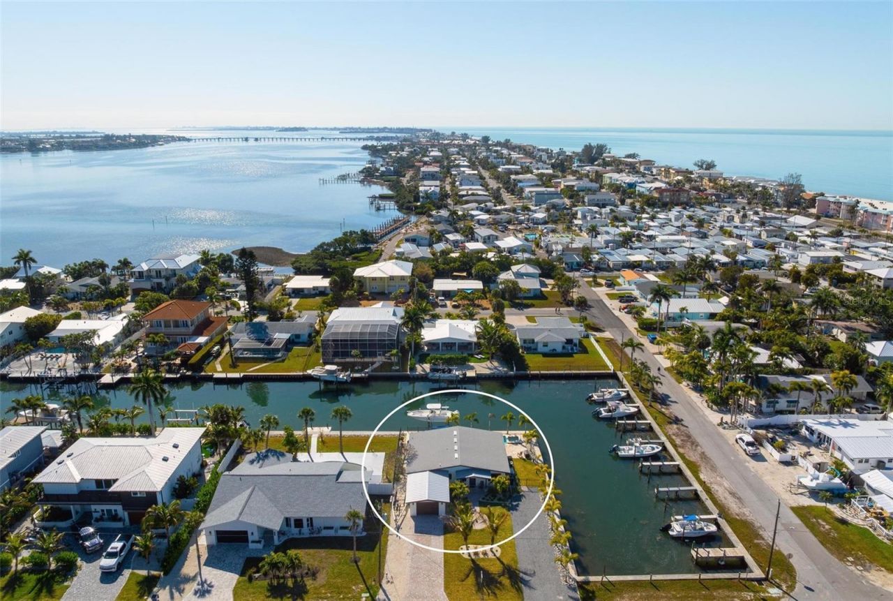 401 28th Street, Holmes Beach, FL 34217 Photo