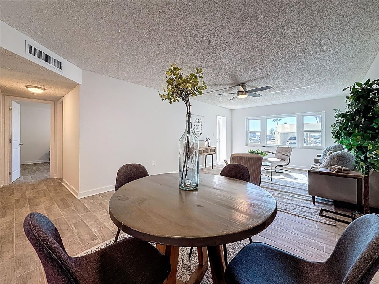 4550 Cove Circle, Unit 106, Saint Petersburg, FL 33708 Photo