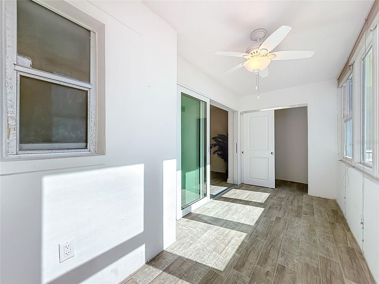 4550 Cove Circle, Unit 106, Saint Petersburg, FL 33708 Photo