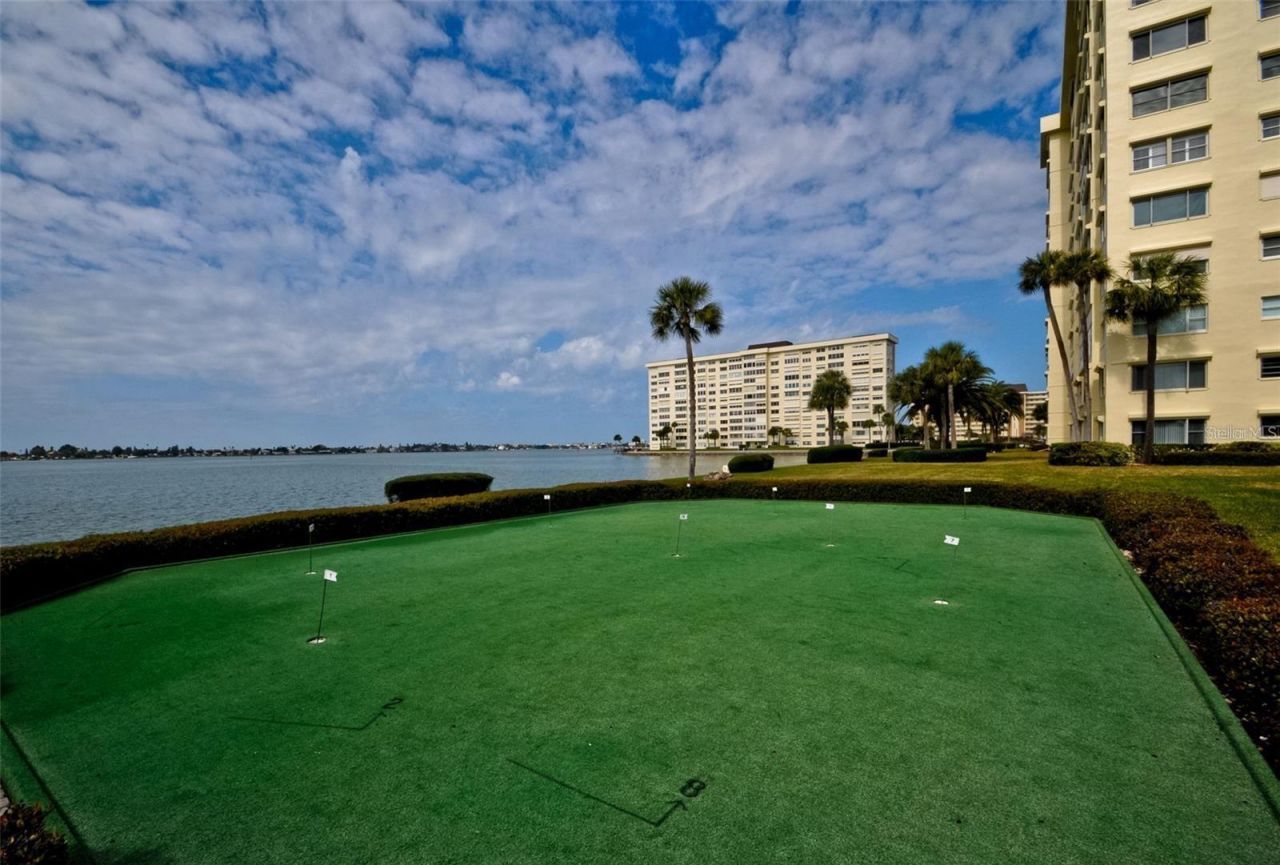 4550 Cove Circle, Unit 106, Saint Petersburg, FL 33708 Photo