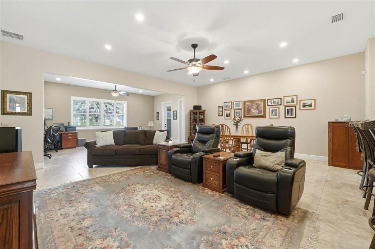 719 Teaberry Trail, Polk City, FL 33868 Photo