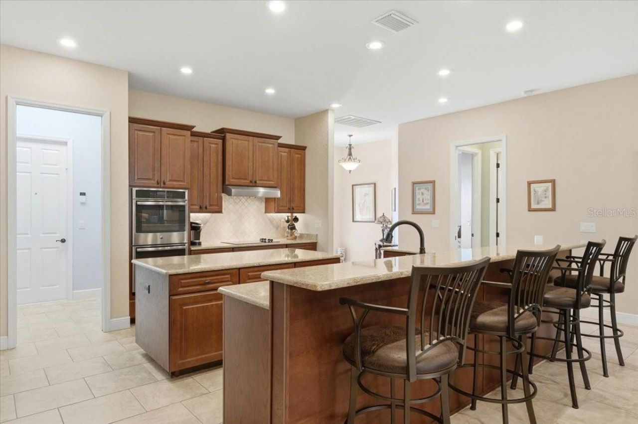 719 Teaberry Trail, Polk City, FL 33868 Photo