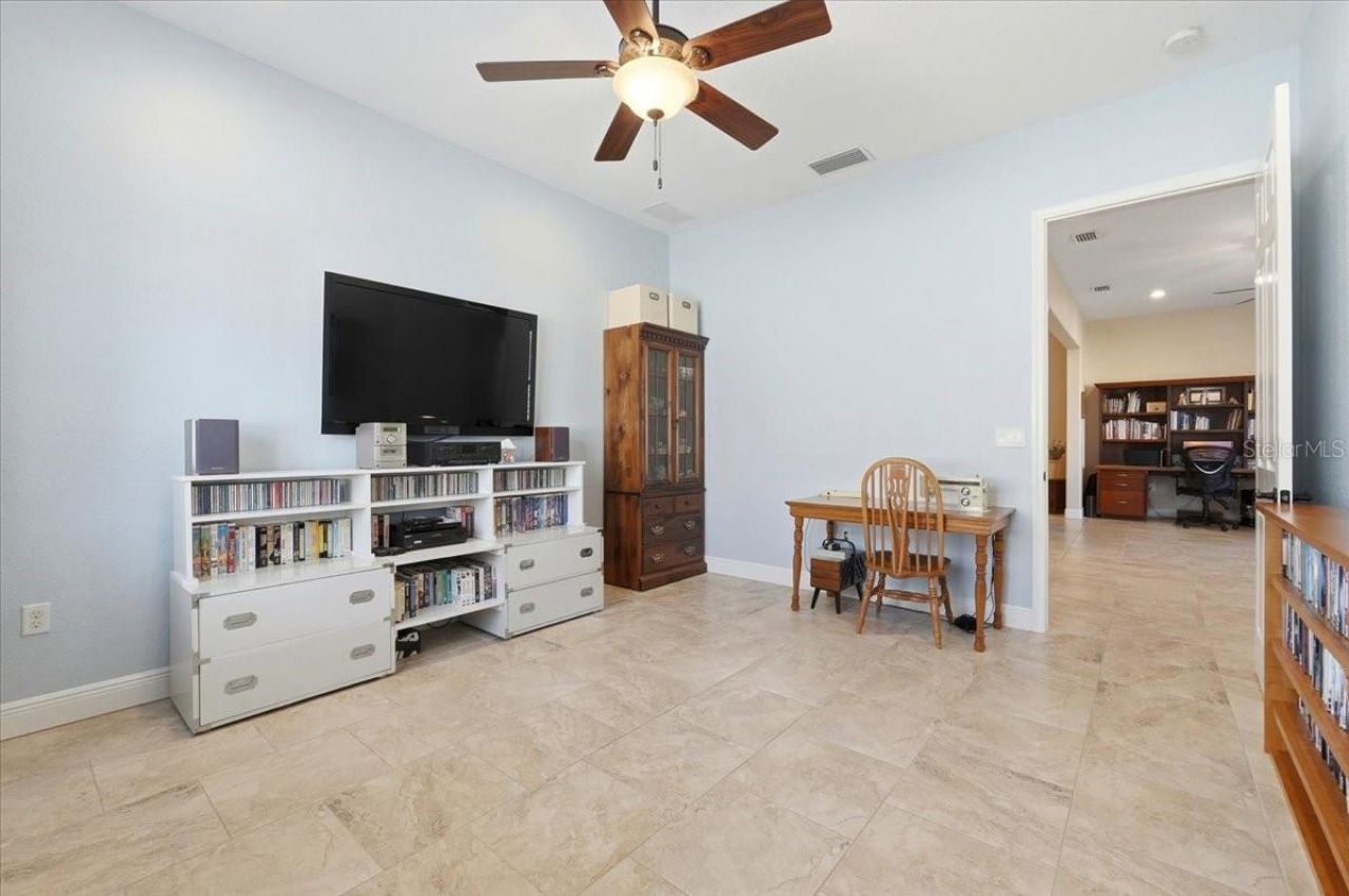 719 Teaberry Trail, Polk City, FL 33868 Photo