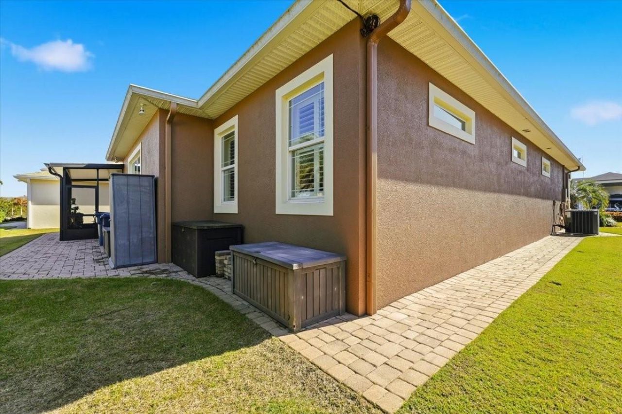 719 Teaberry Trail, Polk City, FL 33868 Photo