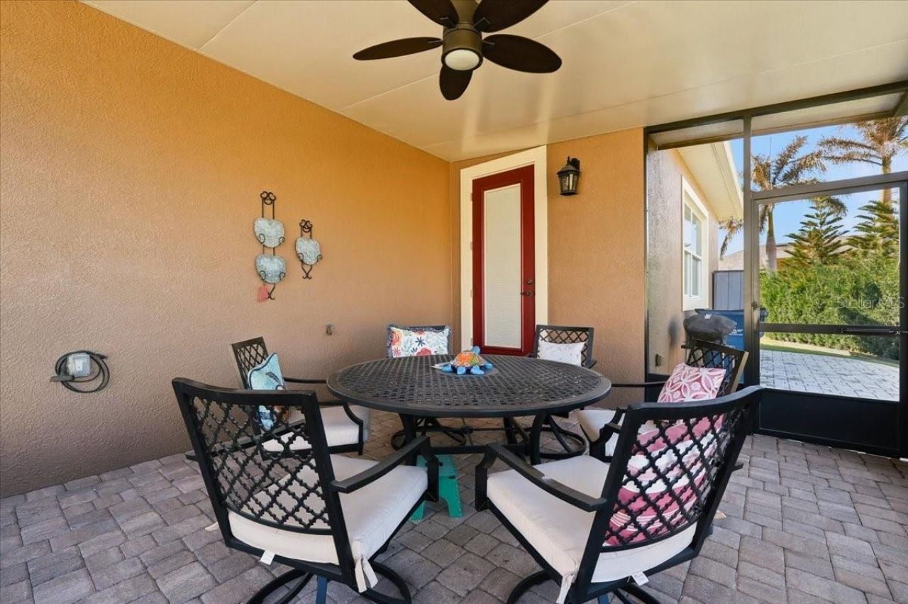 719 Teaberry Trail, Polk City, FL 33868 Photo