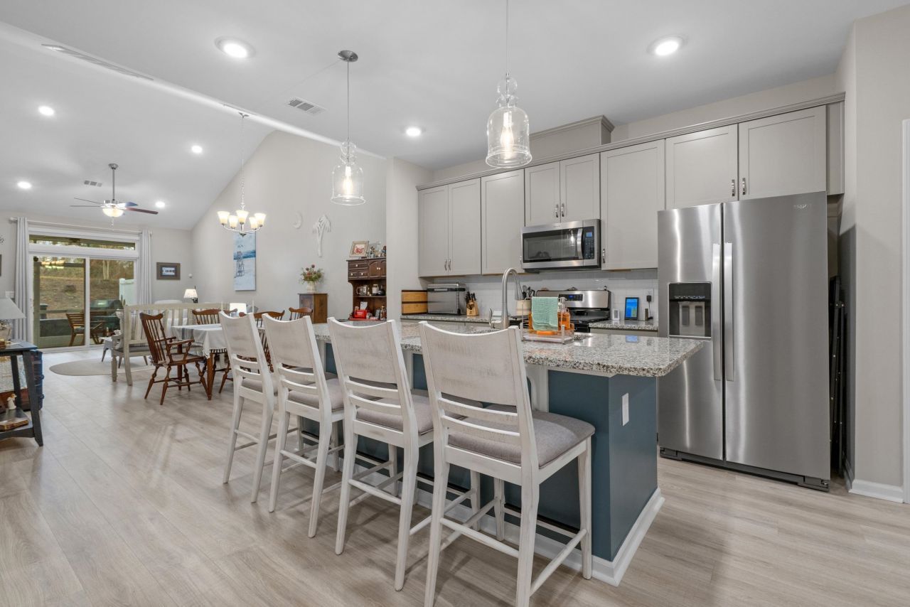 4061 Taranto Loop Photo 14