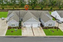 4061 Taranto Loop photo 4