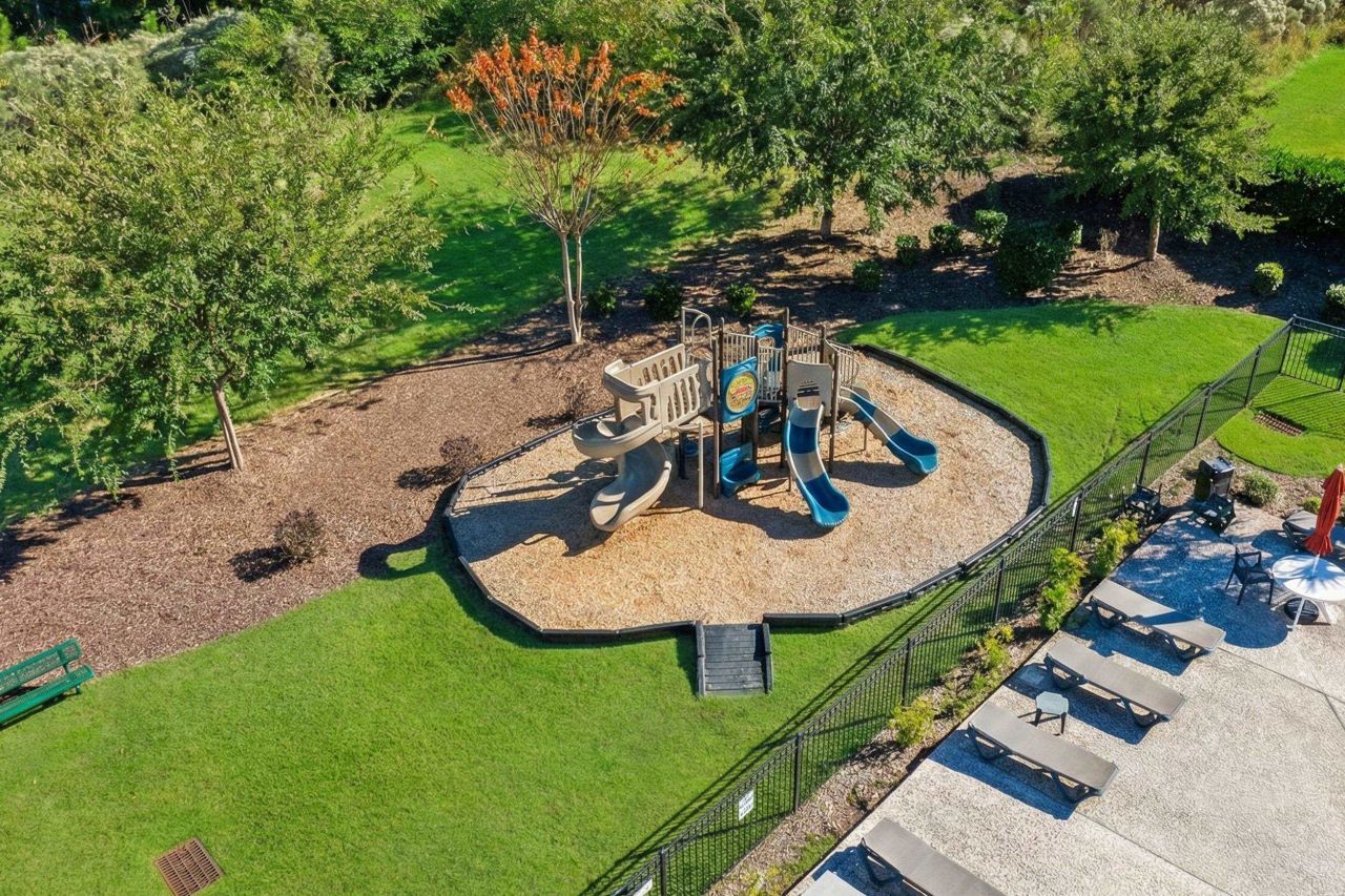 4061 Taranto Loop Photo 39