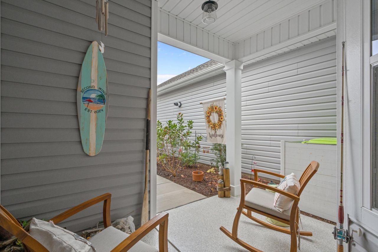 4061 Taranto Loop Photo 4