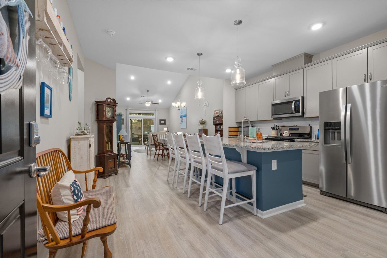 4061 Taranto Loop Photo 6