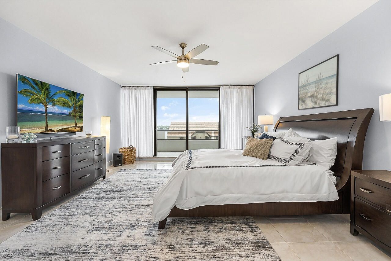 100 Lakeshore Drive, Unit 252, North Palm Beach, FL 33408 Photo