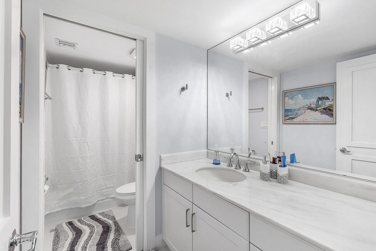 100 Lakeshore Drive, Unit 252, North Palm Beach, FL 33408 Photo