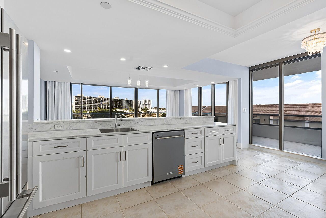 100 Lakeshore Drive, Unit 252, North Palm Beach, FL 33408 Photo