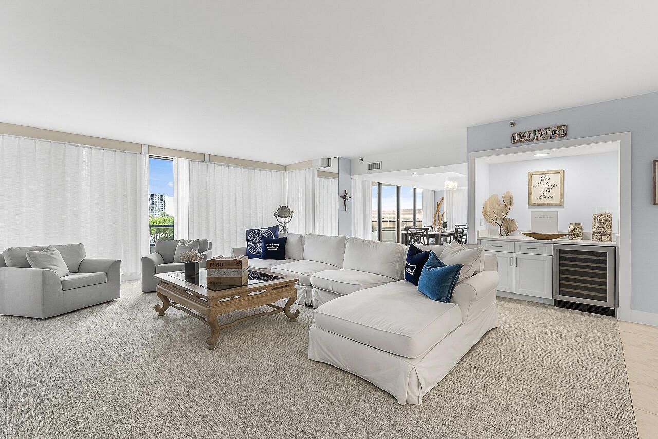 100 Lakeshore Drive, Unit 252, North Palm Beach, FL 33408 Photo