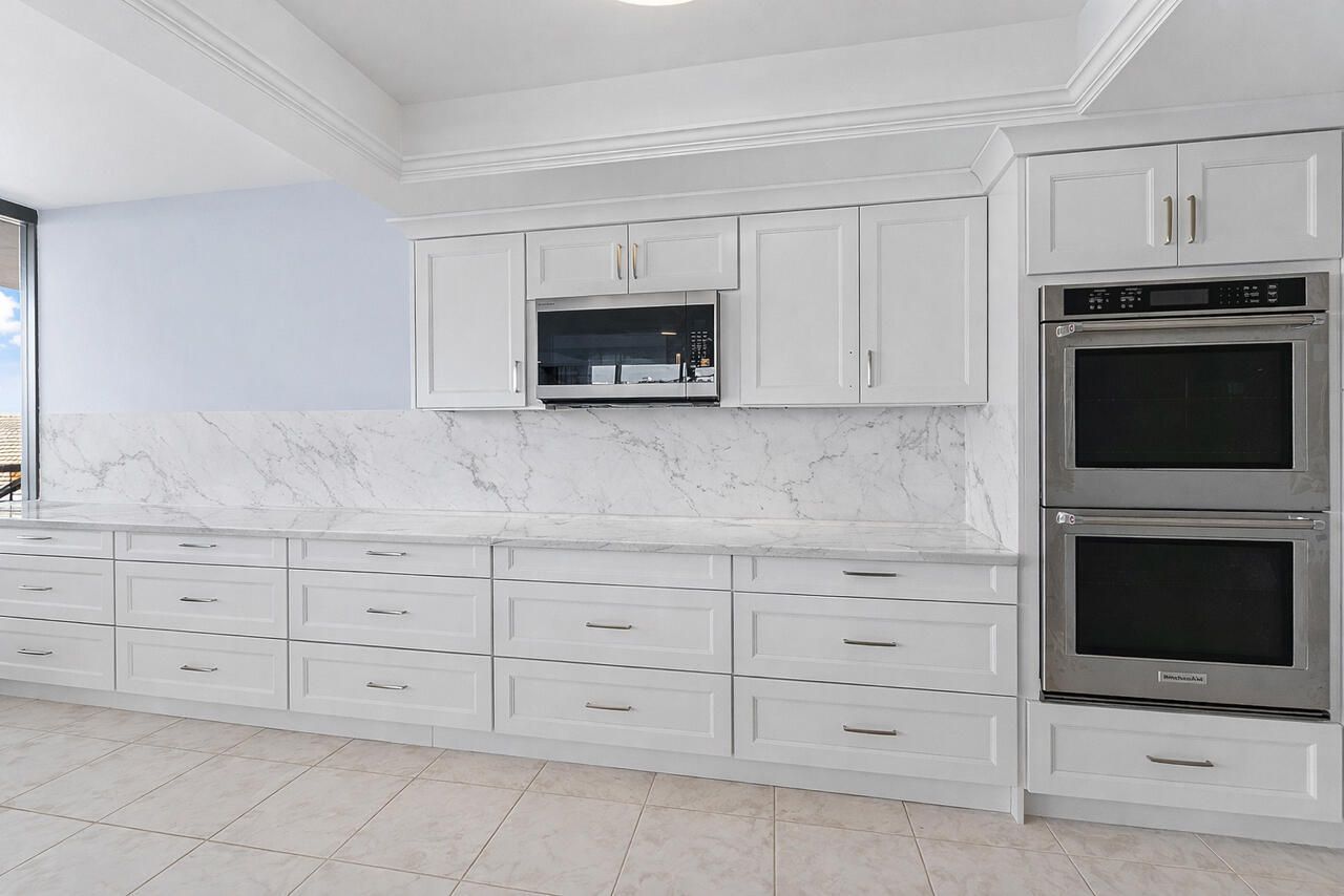 100 Lakeshore Drive, Unit 252, North Palm Beach, FL 33408 Photo