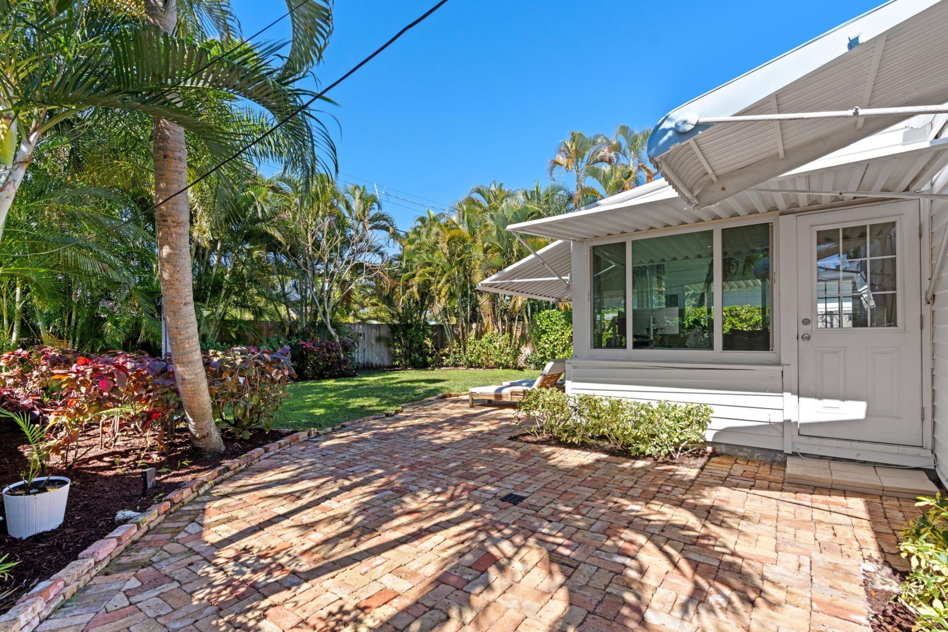 1517 N Palmway, Lake Worth Beach, FL 33460 Photo