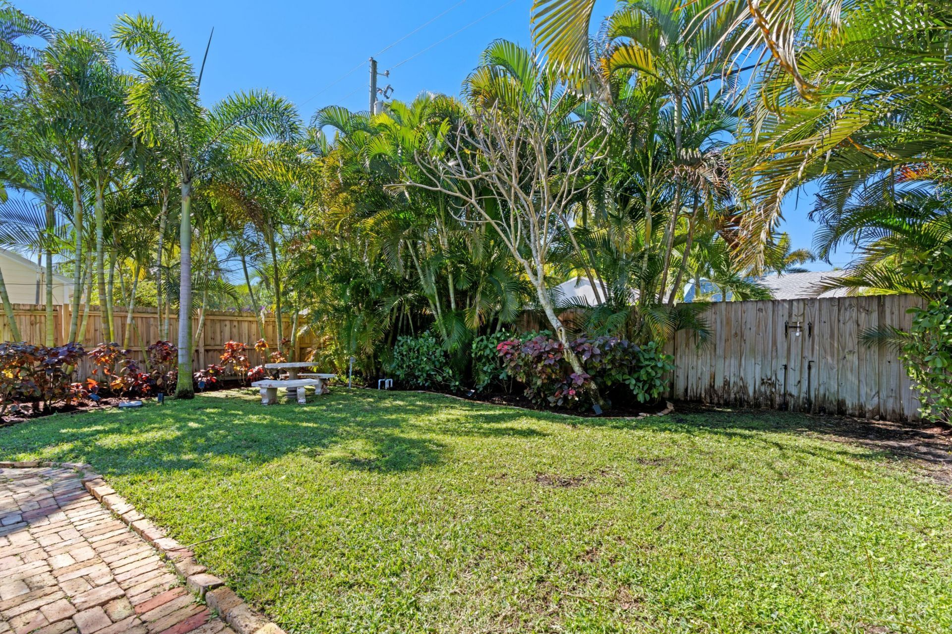 1517 N Palmway, Lake Worth Beach, FL 33460 Photo