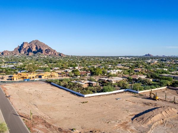 3627 E BETHANY HOME Road, Unit 2, Paradise Valley, AZ 85253