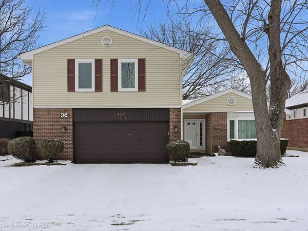 454 Stone Place, Wheeling, IL 60090