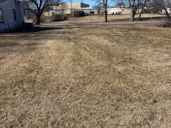 9 S Elliott Street, Pryor, OK 74361