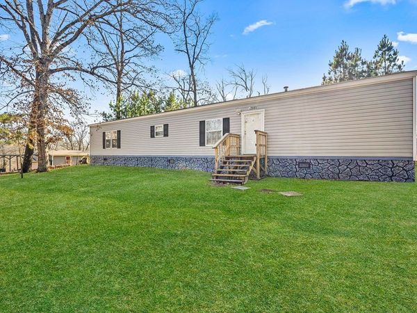 12885 Scenic Drive, Rogers, AR 72756