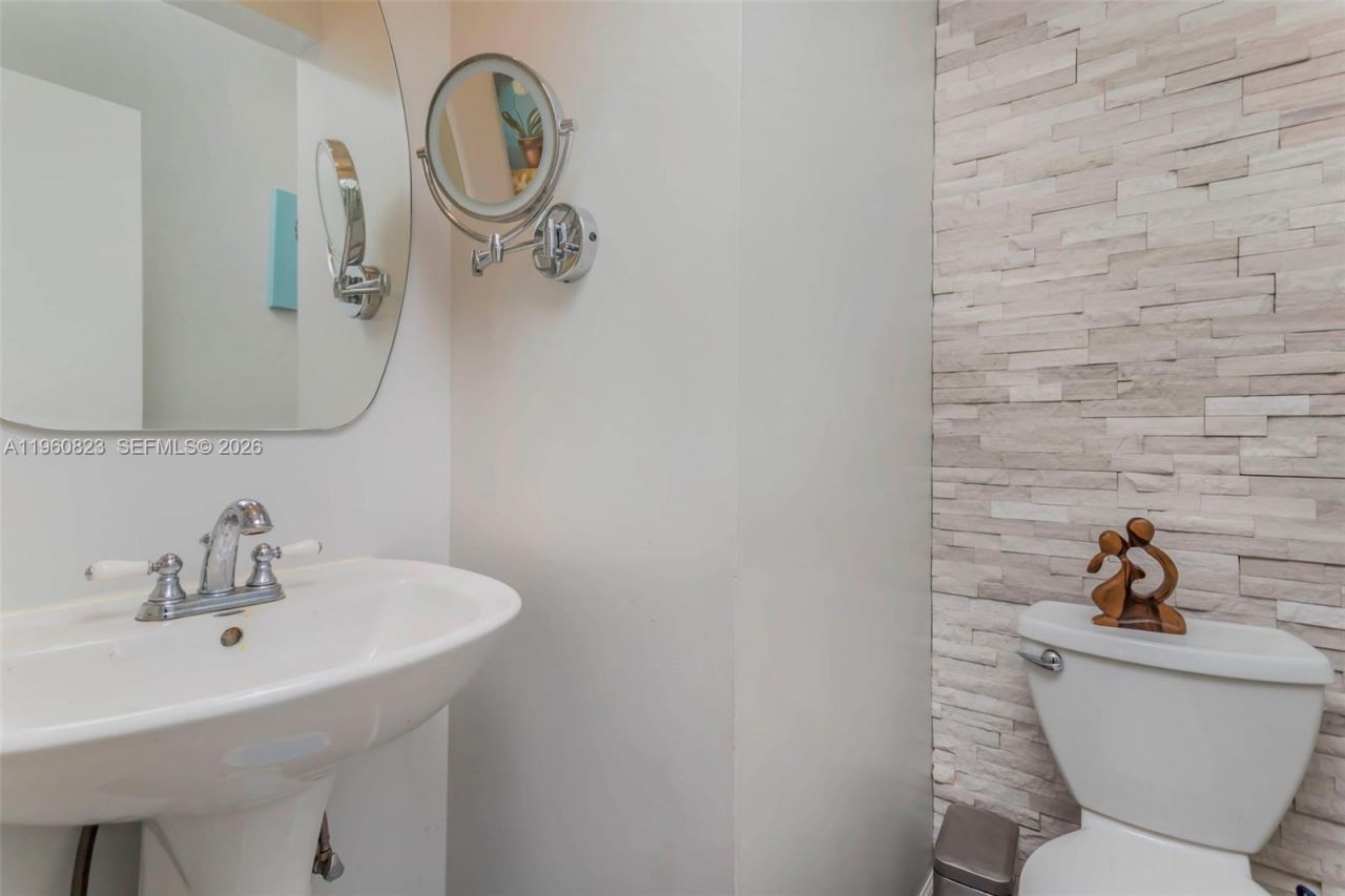 11351 SW 63rd Ter, Miami, FL 33173 Photo